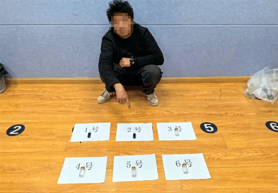 听线万网友:他们是救人的菩萨3名大学生用自来水冒充 “(图8) 听线万网友:他们是救人的菩萨3名大学生用自来水冒充 “(图8)